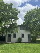 Building Photo - 368 S Parkview Ave