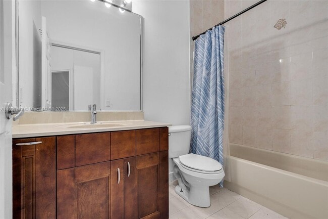 Building Photo - 8836 NW 168th Ln