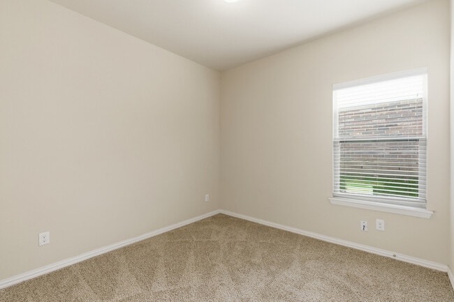 Building Photo - 309 Jennie Marie Cir