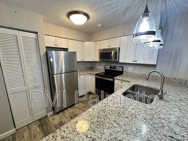 Building Photo - 405 Harbison Blvd