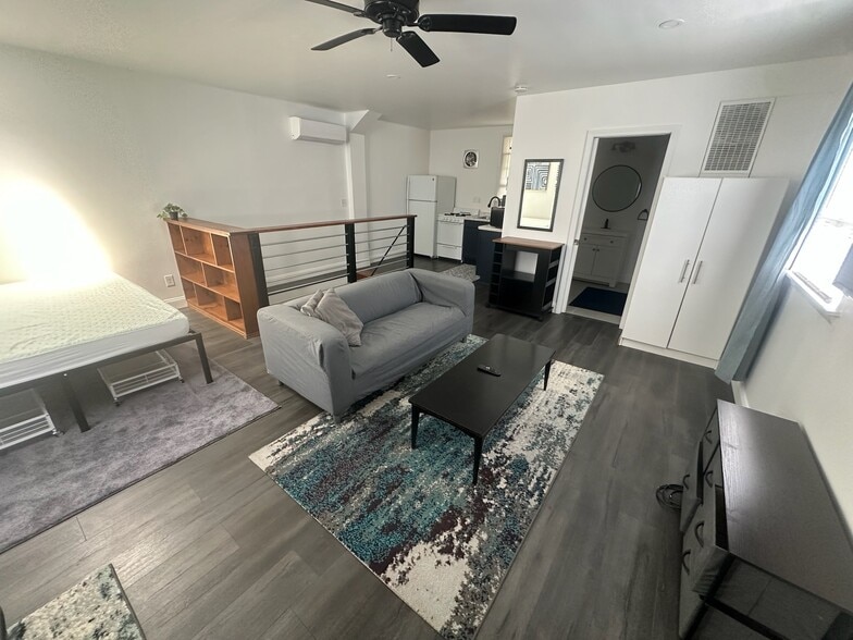 Open Floor - 27 Mill St