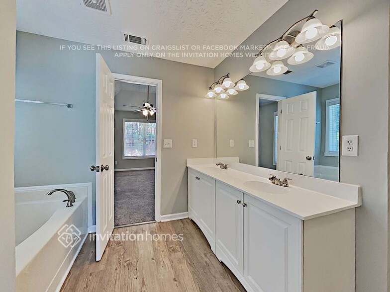 Building Photo - 486 Alcovy Park Dr