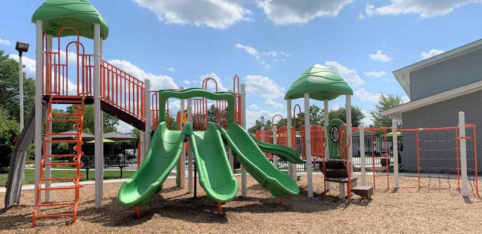 Building Photo - 28 W Legrand Ave