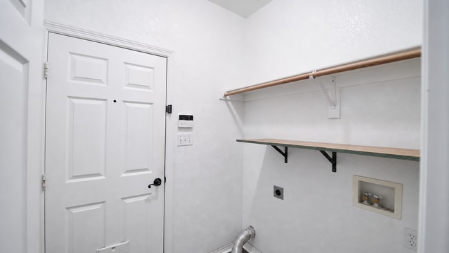 Building Photo - 2310 Summer Brook Dr