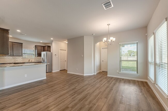 Building Photo - 10314 Birch Peak Dr