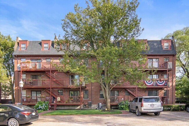 Building Photo - 1 Devens St