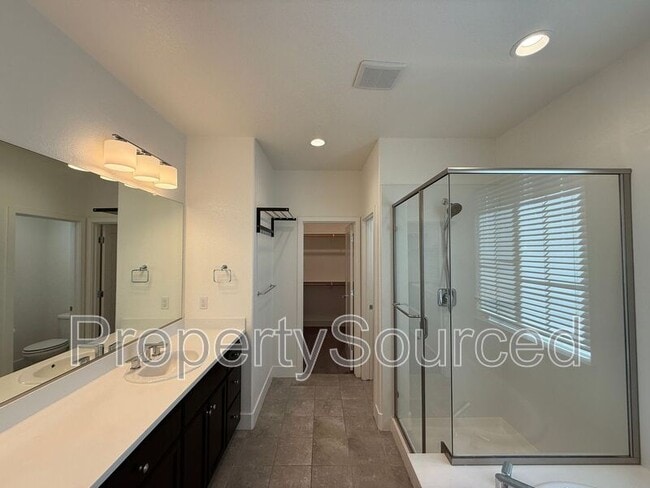 Building Photo - 288 Hopkins Ct