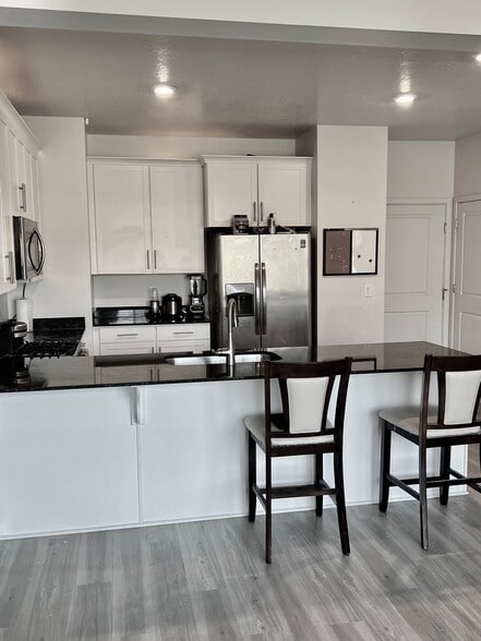 kitchen - 3783 W Soft Whisper Way