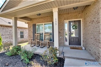 Building Photo - 155 Grey Fawn Trail