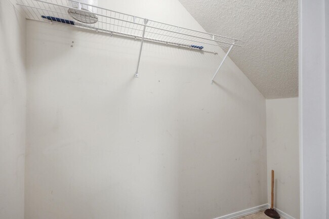 Building Photo - 113 Olde Towne Way