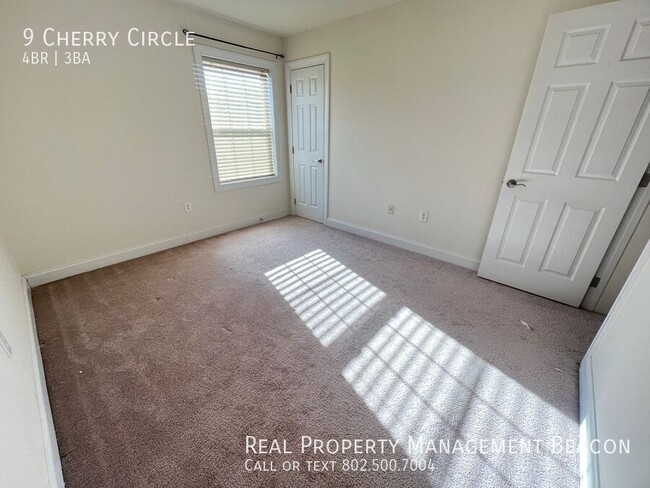 Building Photo - 9 Cherry Cir
