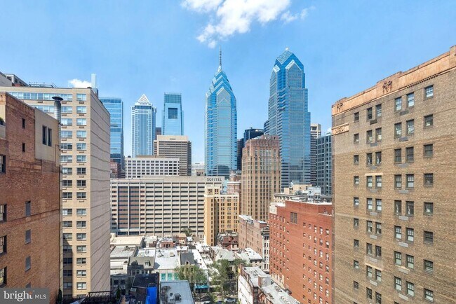 Building Photo - 1701 Locust St