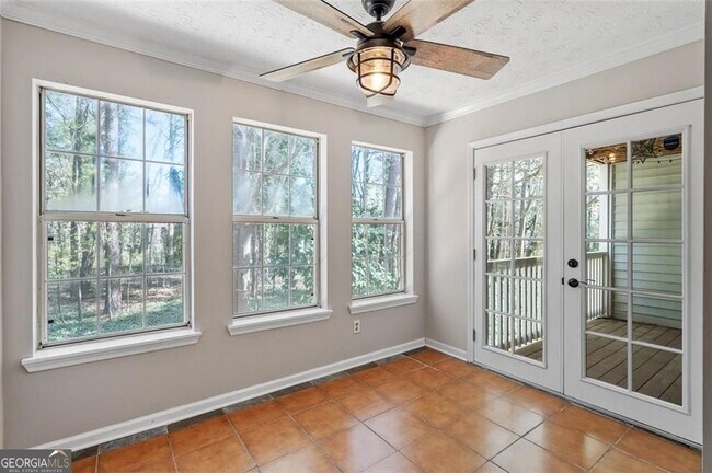 Building Photo - 2045 Brian Way