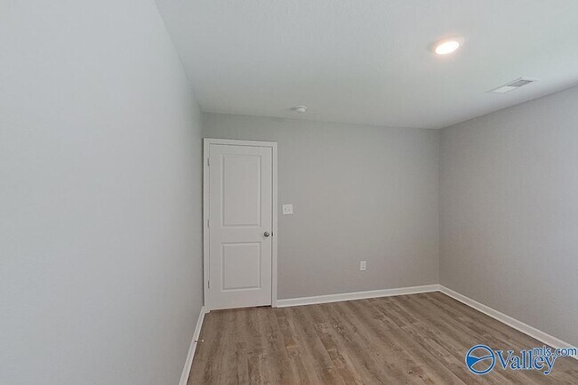 Building Photo - 1139 Freedom Pkwy