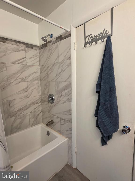 Building Photo - 46 Lincoln St