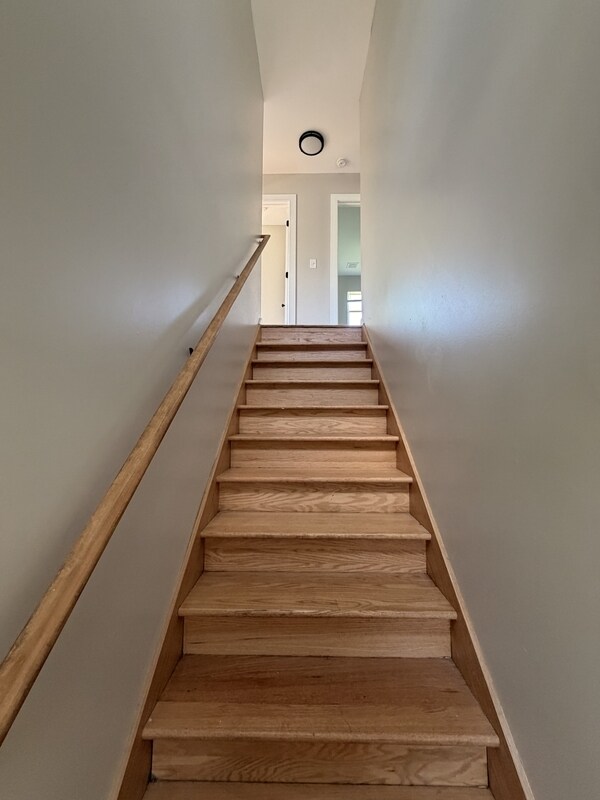 Building Photo - 16823 Stahelin Ave