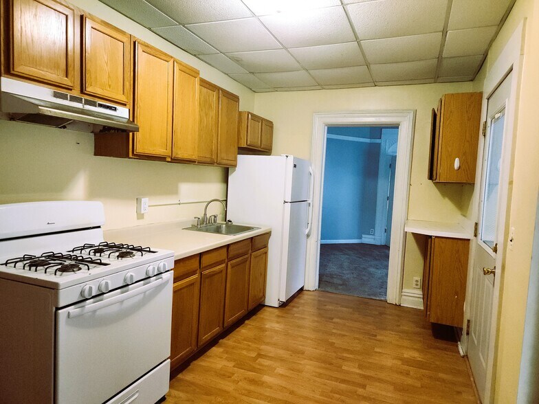Kitchen - 53 W 9th St