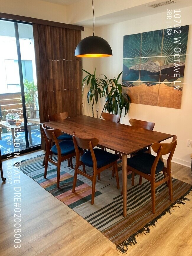 Building Photo - 10702 Octave Ln