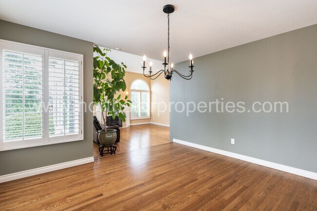 Building Photo - 16754 Quail Ct