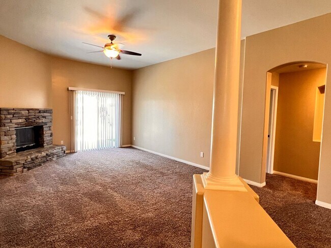 Building Photo - SOUTHWEST BAKERSFIELD- POOL