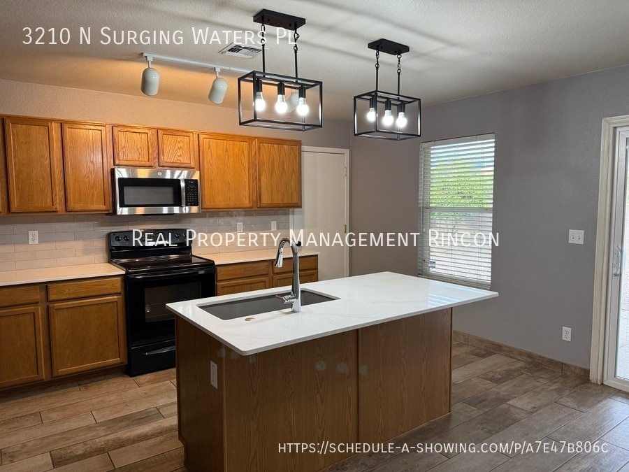Building Photo - 3210 N Surging Waters Pl