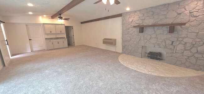 Building Photo - 3312 S Graystone Pl