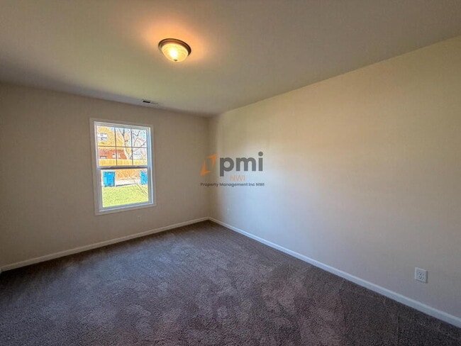 Building Photo - 122-124-124 Park Ave