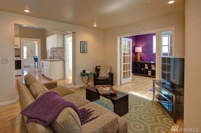 Building Photo - 7019 Jones Ave NW