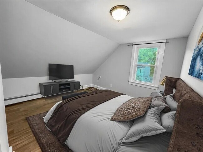 Building Photo - 58-60 Wilson St