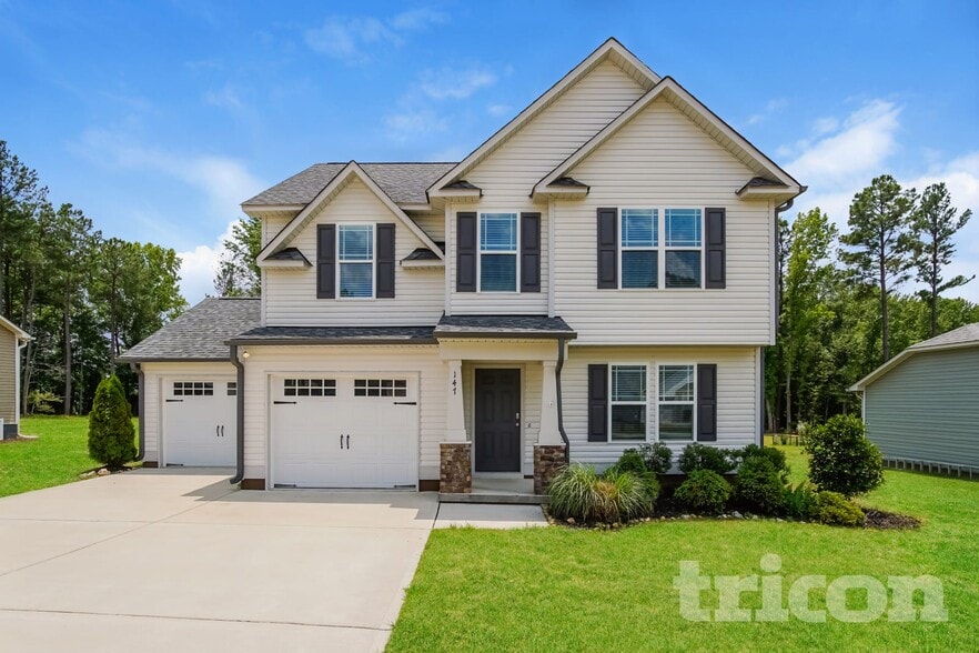 Primary Photo - 147 Cattail Ln