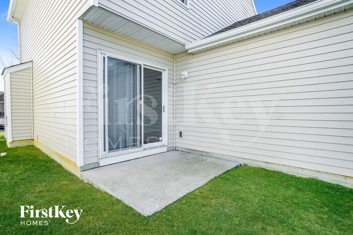 Building Photo - 1377 Geranium Dr