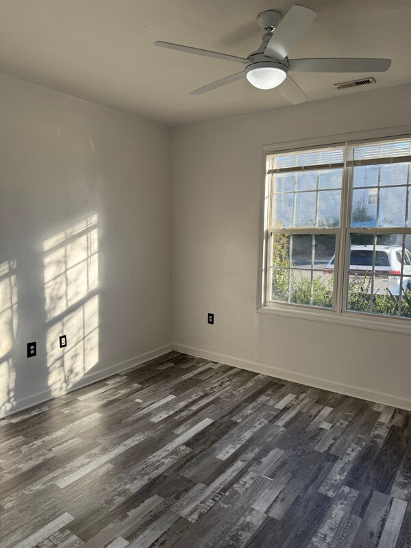 Building Photo - 3110 Daylilly Dr