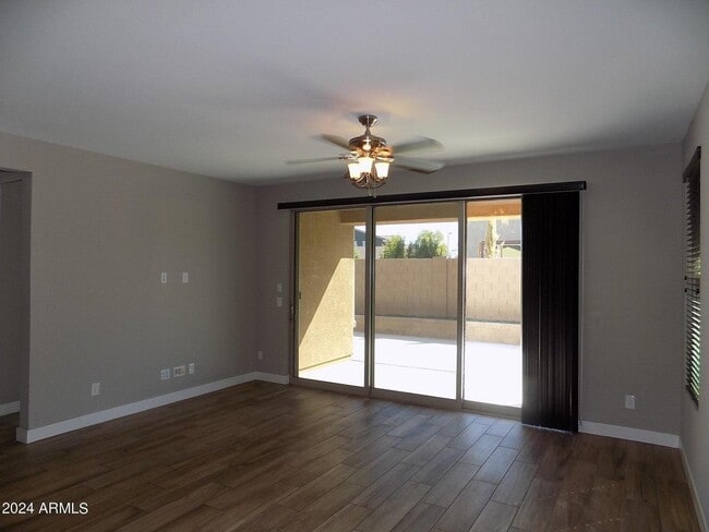 Building Photo - 4967 S Bridal Vail Dr