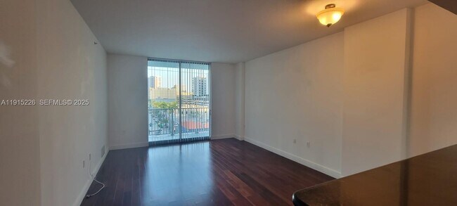 Building Photo - 140 S Dixie Hwy