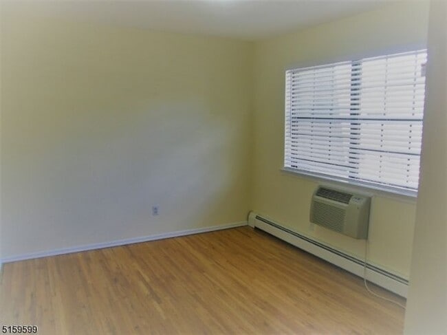 Building Photo - 768 Springfield Ave