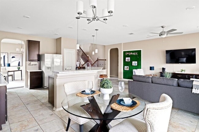 Building Photo - 7300 Ondantra Bnd