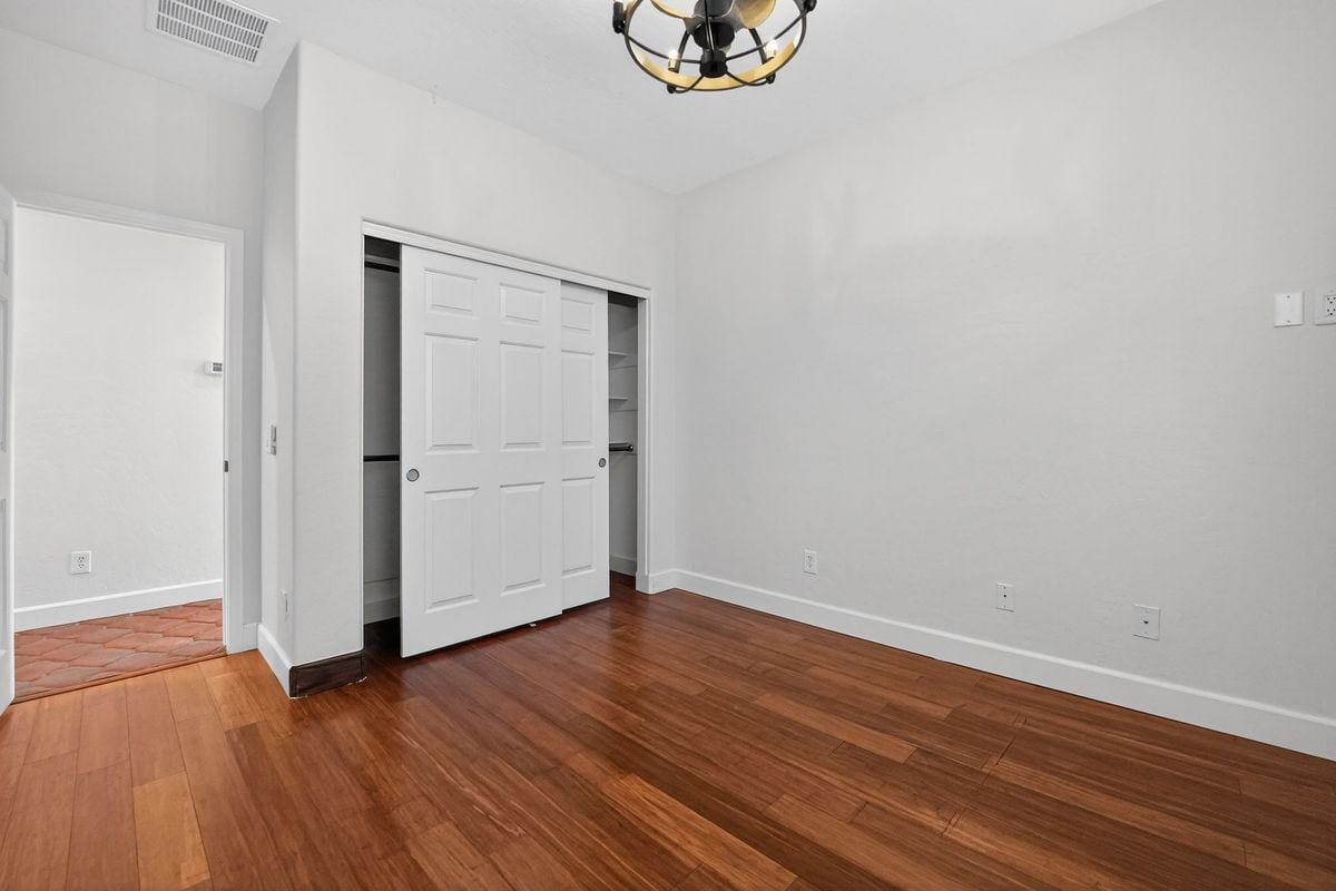 Building Photo - 8224 Imperial Lakes St