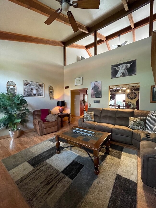 Building Photo - 4350 N Agua Fria Dr