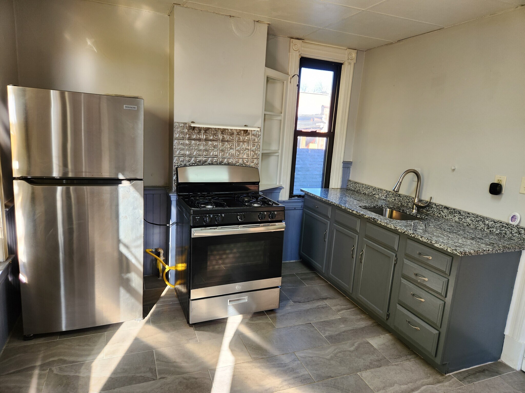 Kitchen - 2201 15th St