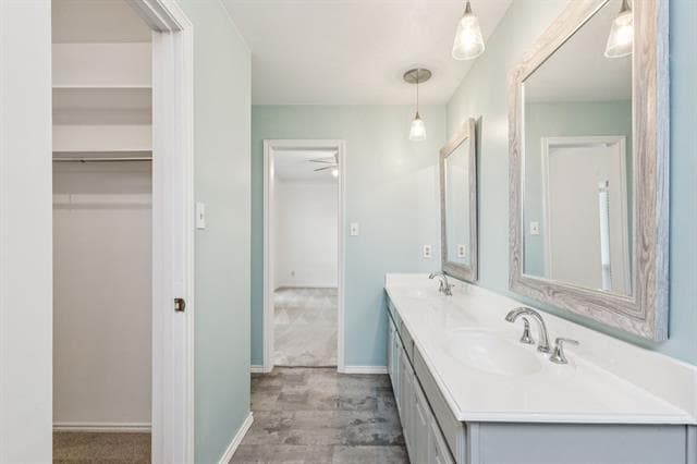 Building Photo - 3403 Wells Dr