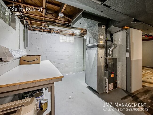 Building Photo - 7785 Huron St
