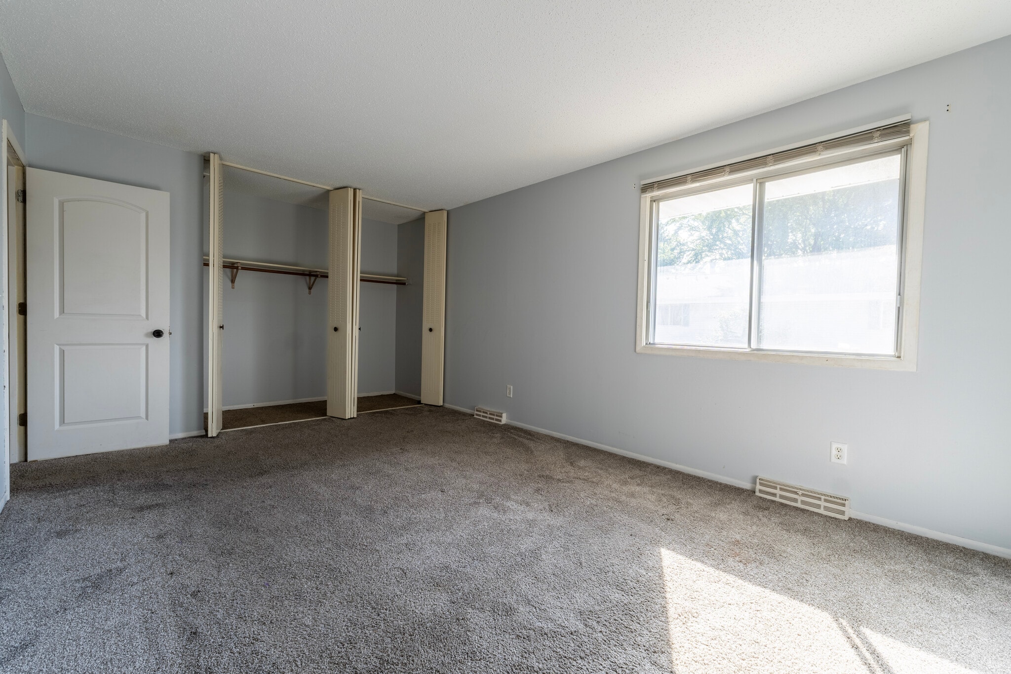 Building Photo - 2363 Dorland Ln E