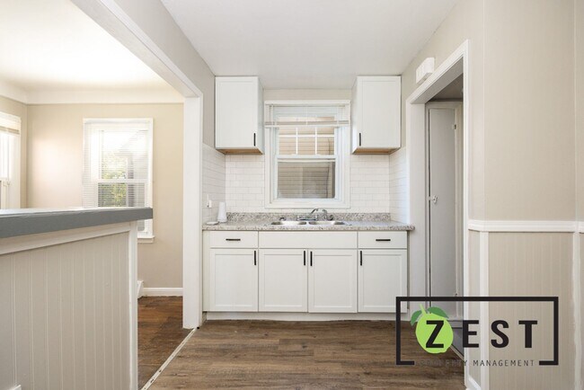 Building Photo - BEAUTIFUL 3 BED HOME