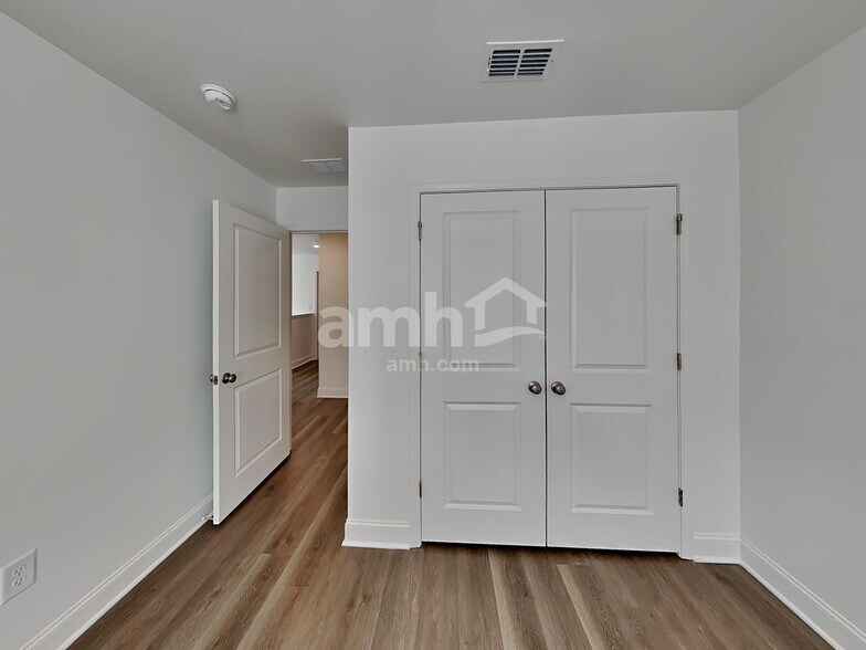 Building Photo - 1448 Aquamarine Dr