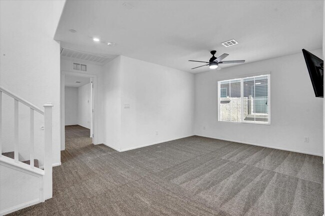 Building Photo - 8033 Skye Foxx St