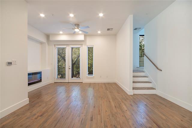 Building Photo - 4205 Roseland Ave