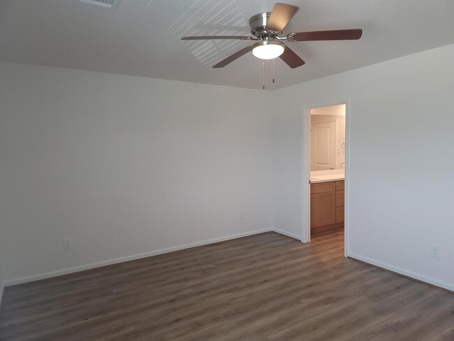 Building Photo - 1041 Tillman Ln