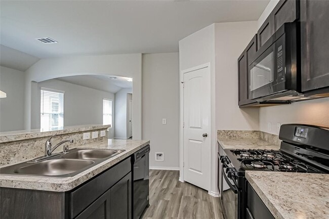 Building Photo - 341 Shelby Meadow Dr
