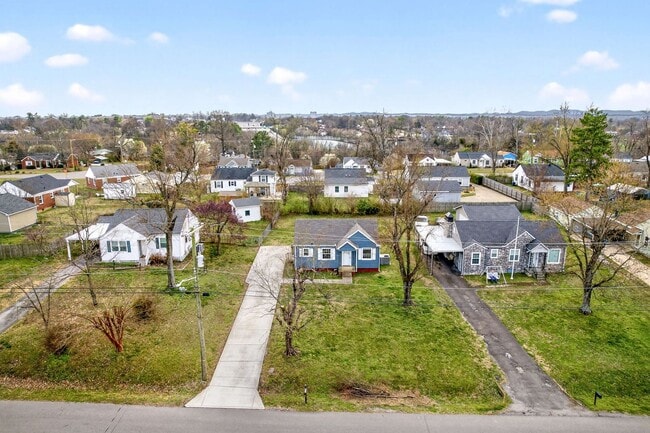 Building Photo - Newly Renovated Single-Family Home!