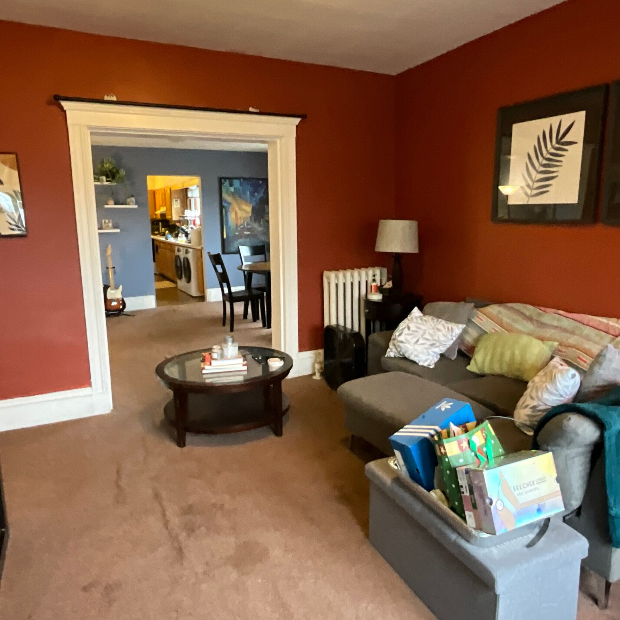 Building Photo - 325 Main St